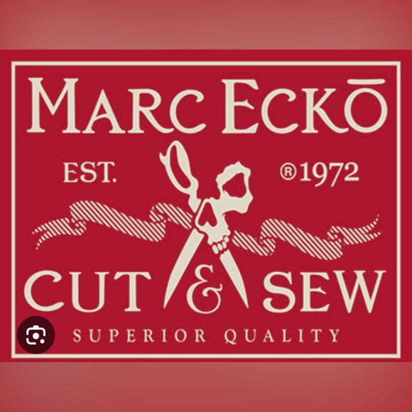 New Wot Marc Ecko  Cut & Sew New York V Neck Men’s Size Medium . - Picture 8 of 10